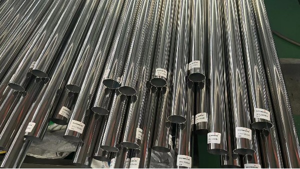 掌握304不銹鋼管材重量計(jì)算公式，輕松預(yù)估工程用材需求